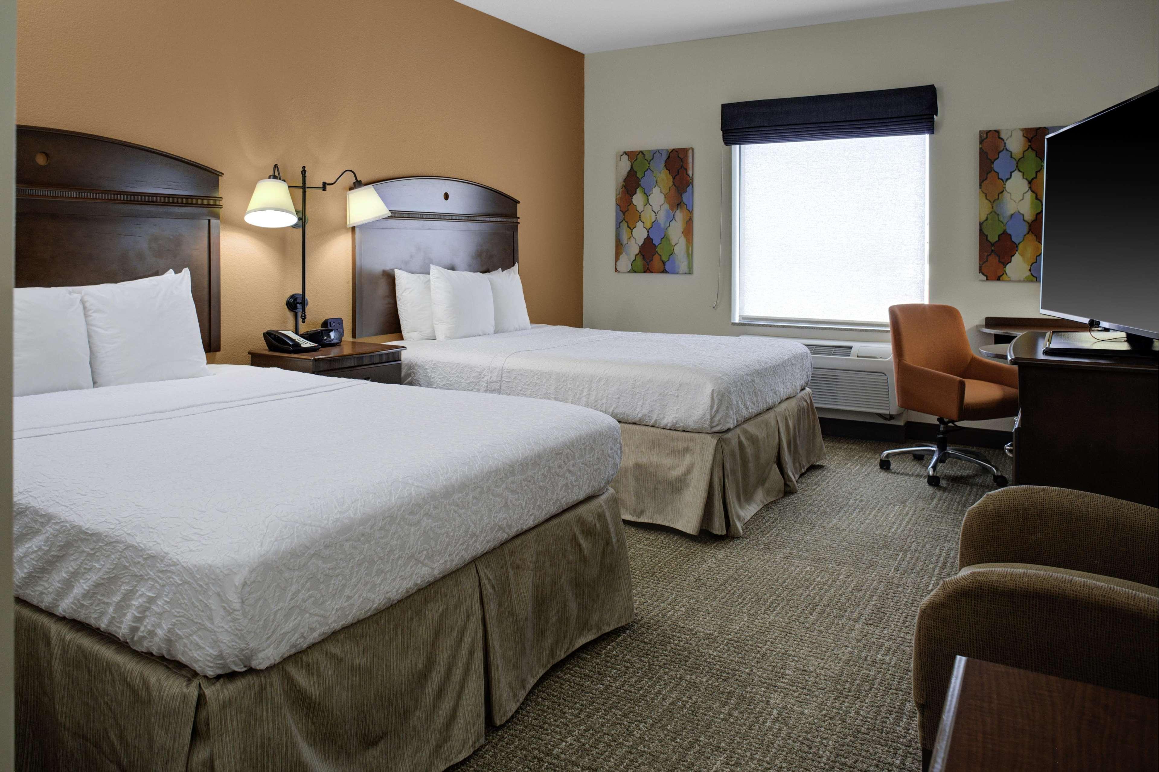 Hampton Inn Elkhorn Lake Geneva Area מראה חיצוני תמונה