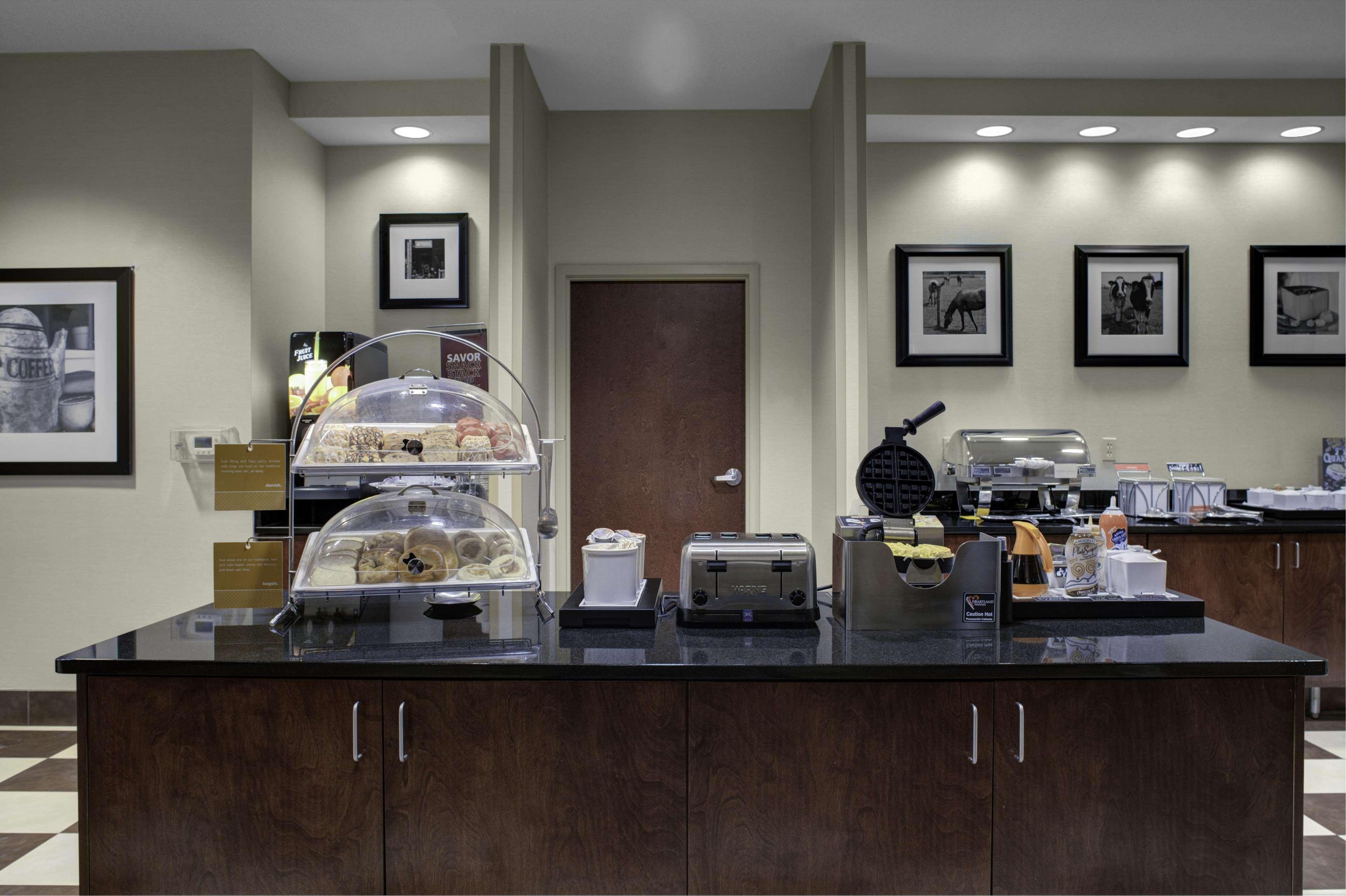Hampton Inn Elkhorn Lake Geneva Area מראה חיצוני תמונה