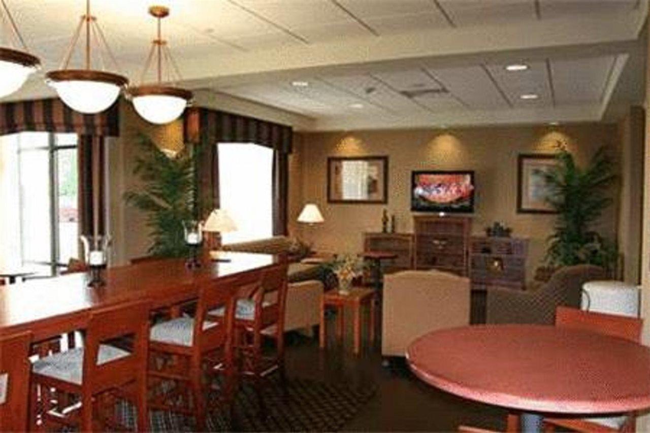 Hampton Inn Elkhorn Lake Geneva Area מראה חיצוני תמונה