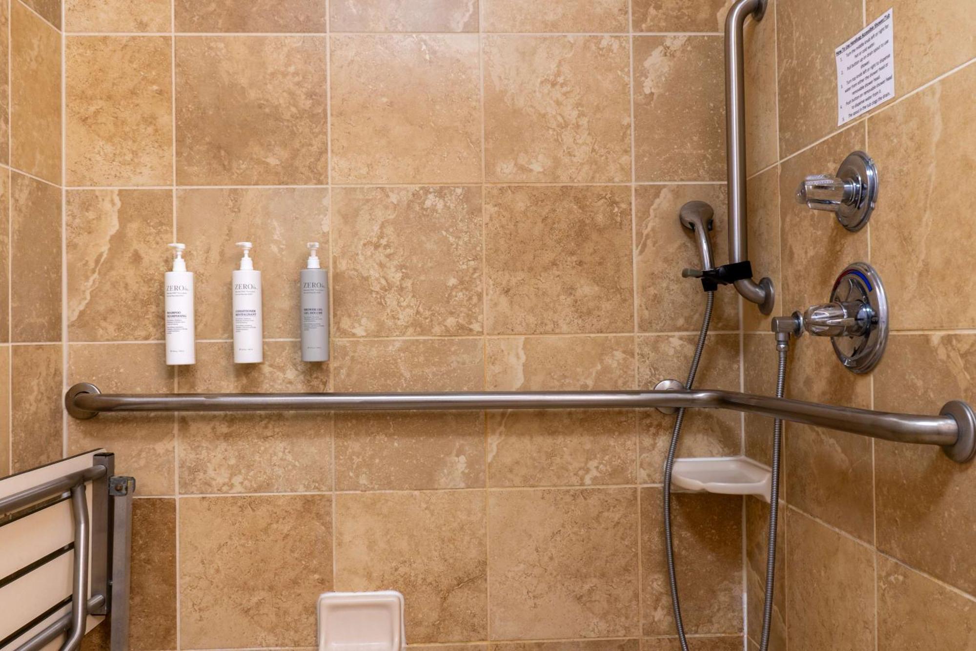 Hampton Inn Elkhorn Lake Geneva Area מראה חיצוני תמונה