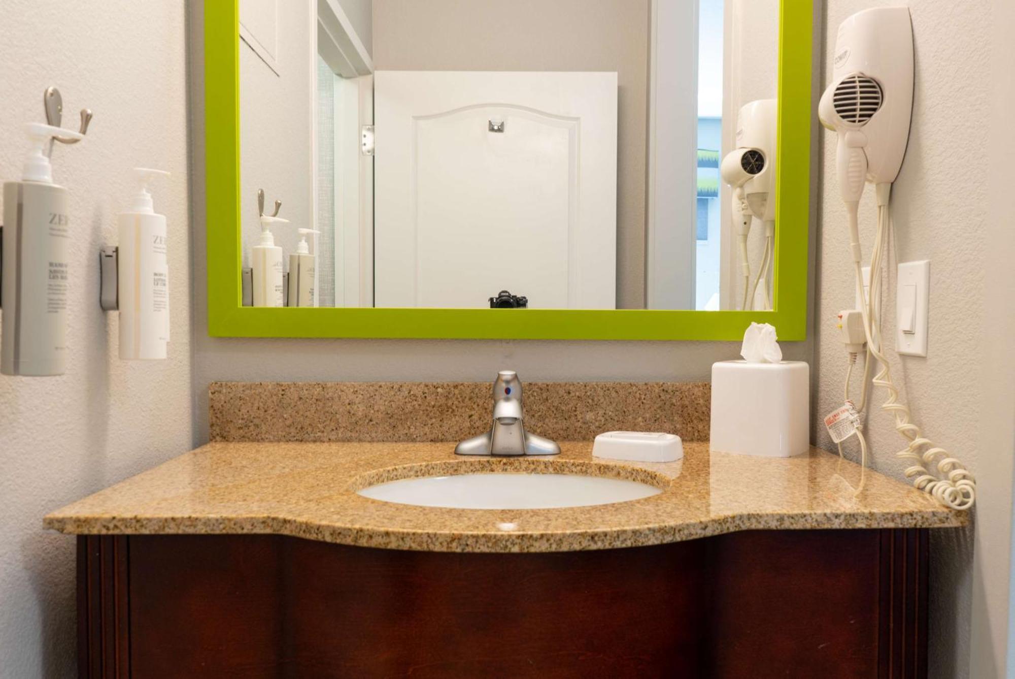 Hampton Inn Elkhorn Lake Geneva Area מראה חיצוני תמונה