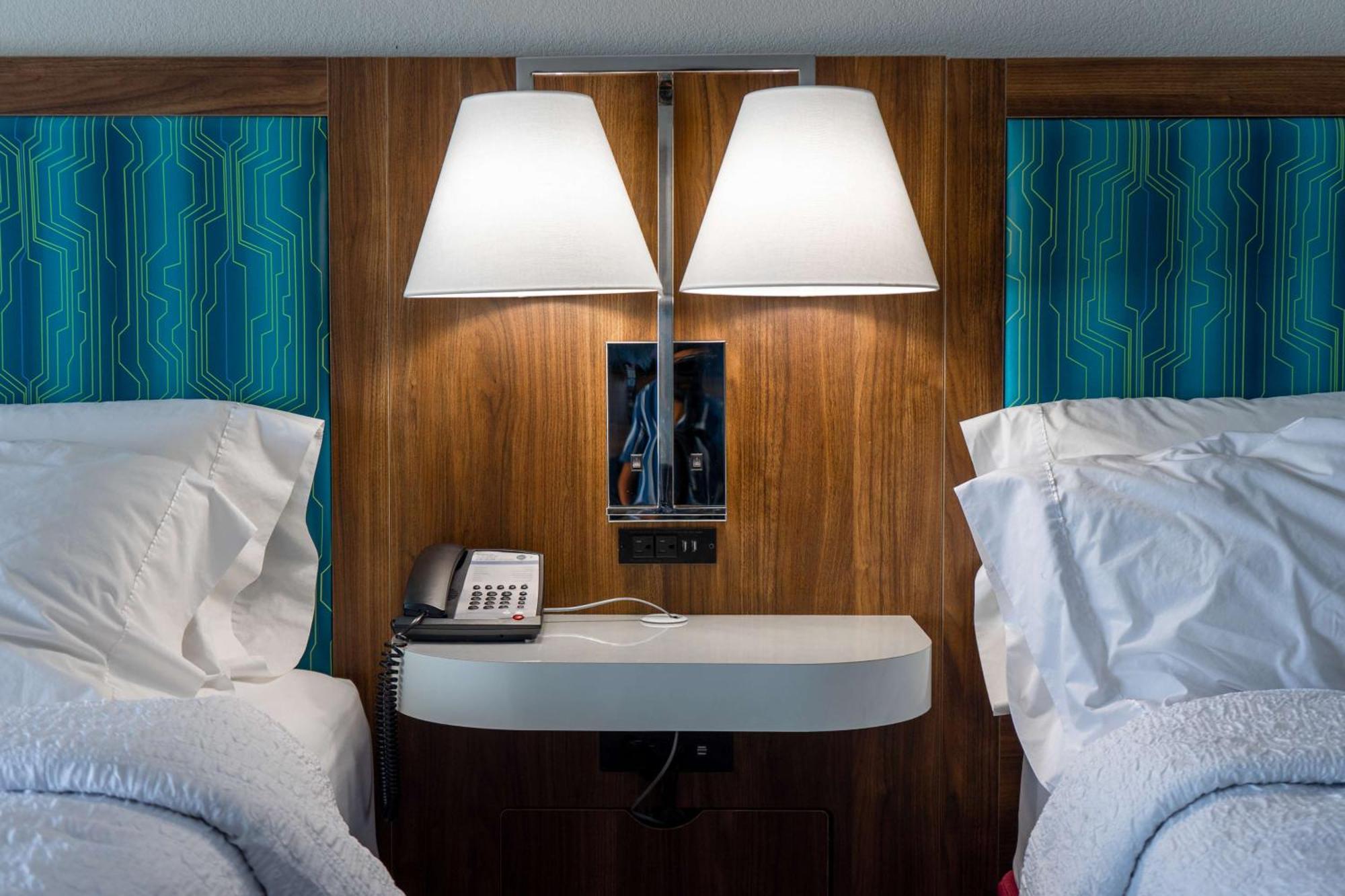 Hampton Inn Elkhorn Lake Geneva Area מראה חיצוני תמונה