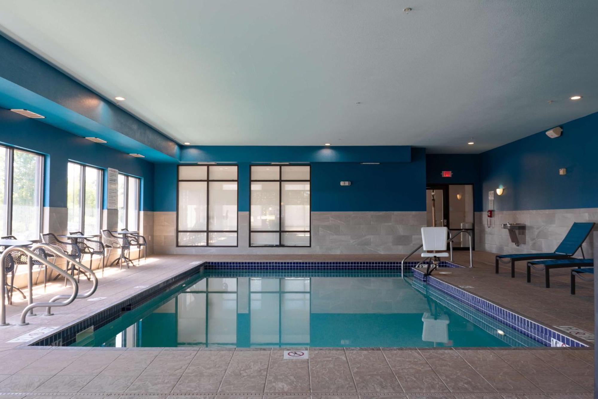 Hampton Inn Elkhorn Lake Geneva Area מראה חיצוני תמונה