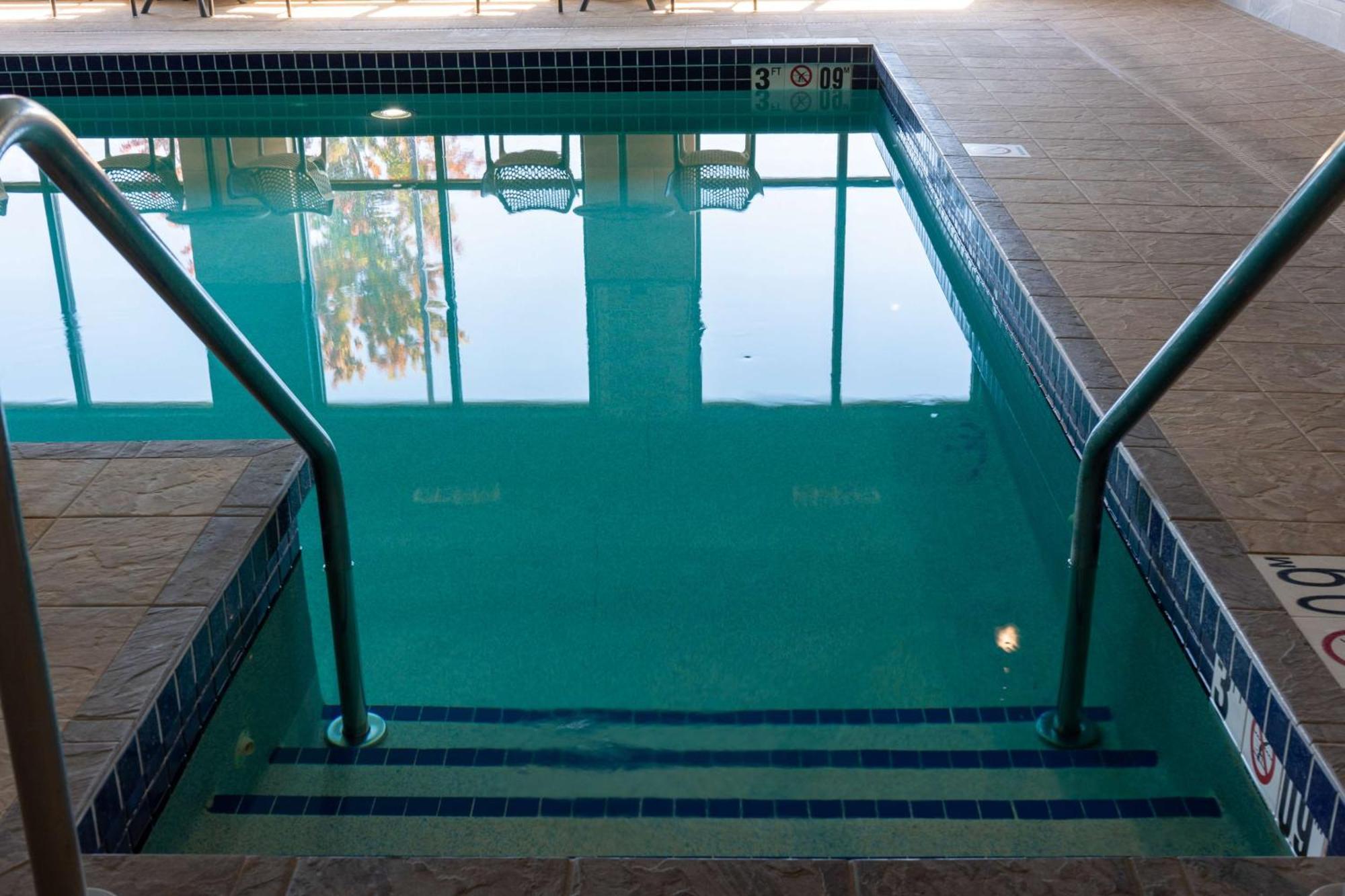 Hampton Inn Elkhorn Lake Geneva Area מראה חיצוני תמונה