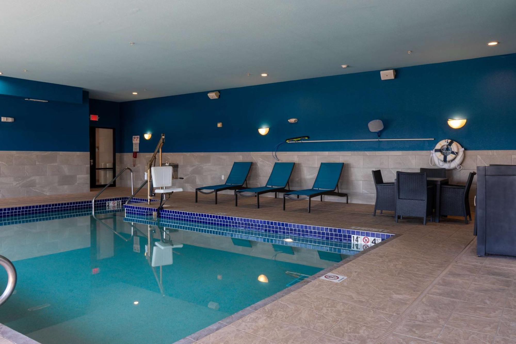 Hampton Inn Elkhorn Lake Geneva Area מראה חיצוני תמונה