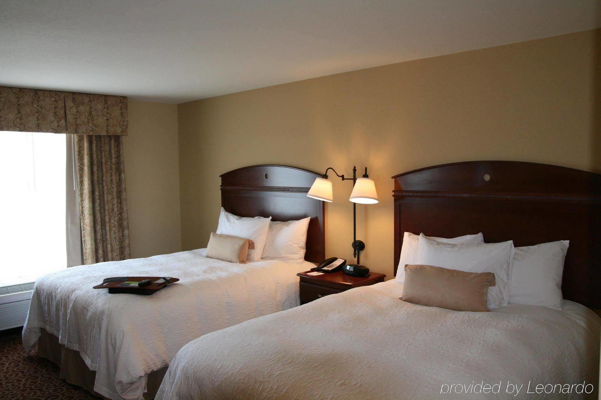 Hampton Inn Elkhorn Lake Geneva Area חדר תמונה